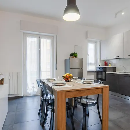 Lovely Apartman *